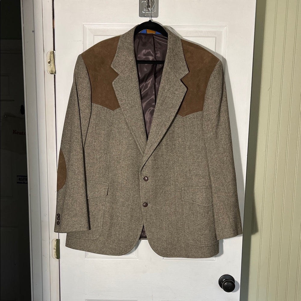 Pendleton Beige Blazer With Dark Brown Accents - image 1